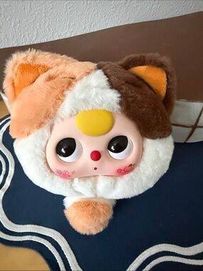 Baby Three 400% face cat pouch with zipper Cream, Brown & Peach boba eyes